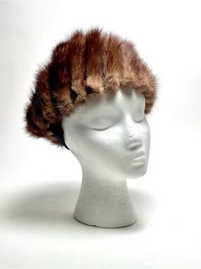 Vintage Mink Fur Hat Brown Pillbox, Cloche, Schiller's Lorienne Original 1960’s